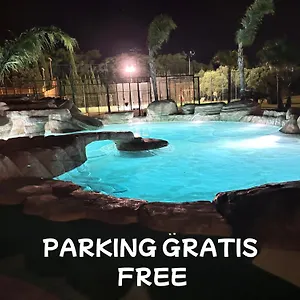 Hotel Paradise -special Offer-, Cambrils